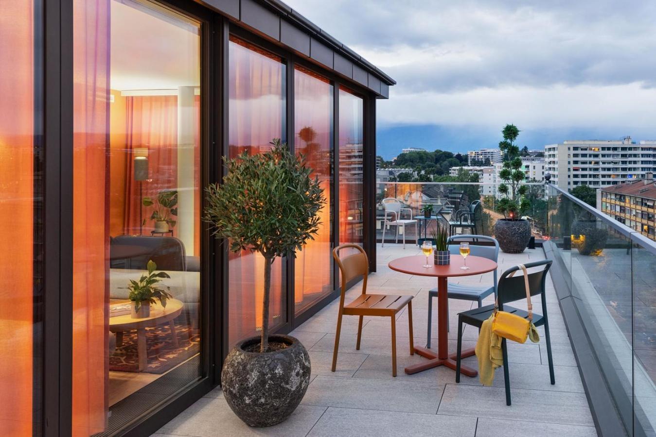 Stay Kooook Geneva City - Online Check In New Opening Dış mekan fotoğraf